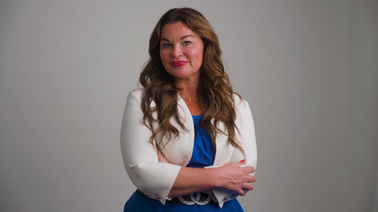 Dr. Crystal Gifford — Featured showreel